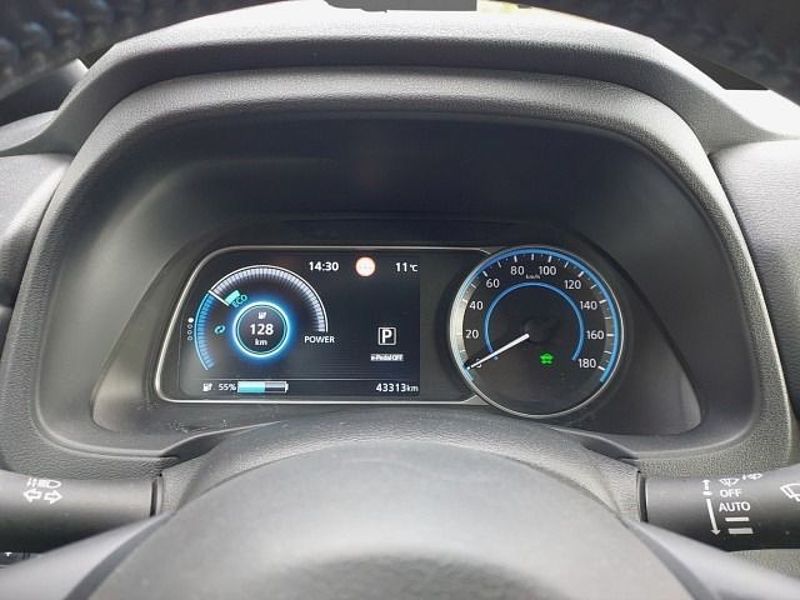 Nissan Leaf Acenta 40 kWh *Winterpaket/Rückfahrkamera*